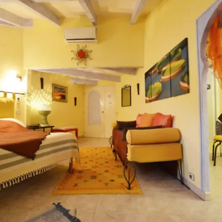 Le Diamant Bed & Breakfast *